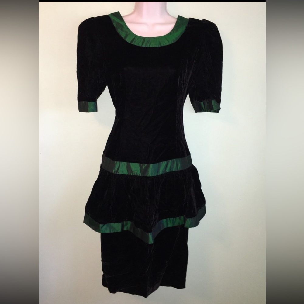 Vintage 80’s David Mitchell Black Velvet Taffeta Party Dress Sz 9/10